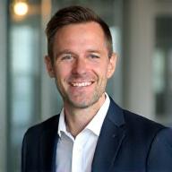 Professionellt porträtt av Johan Eklund, Specialist inom Talent Acquisition vid Hedmark HR.